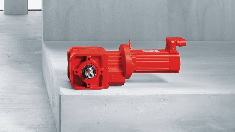 spiroplan_servo_gearmotors_800x450 - Landmark Industrial Service